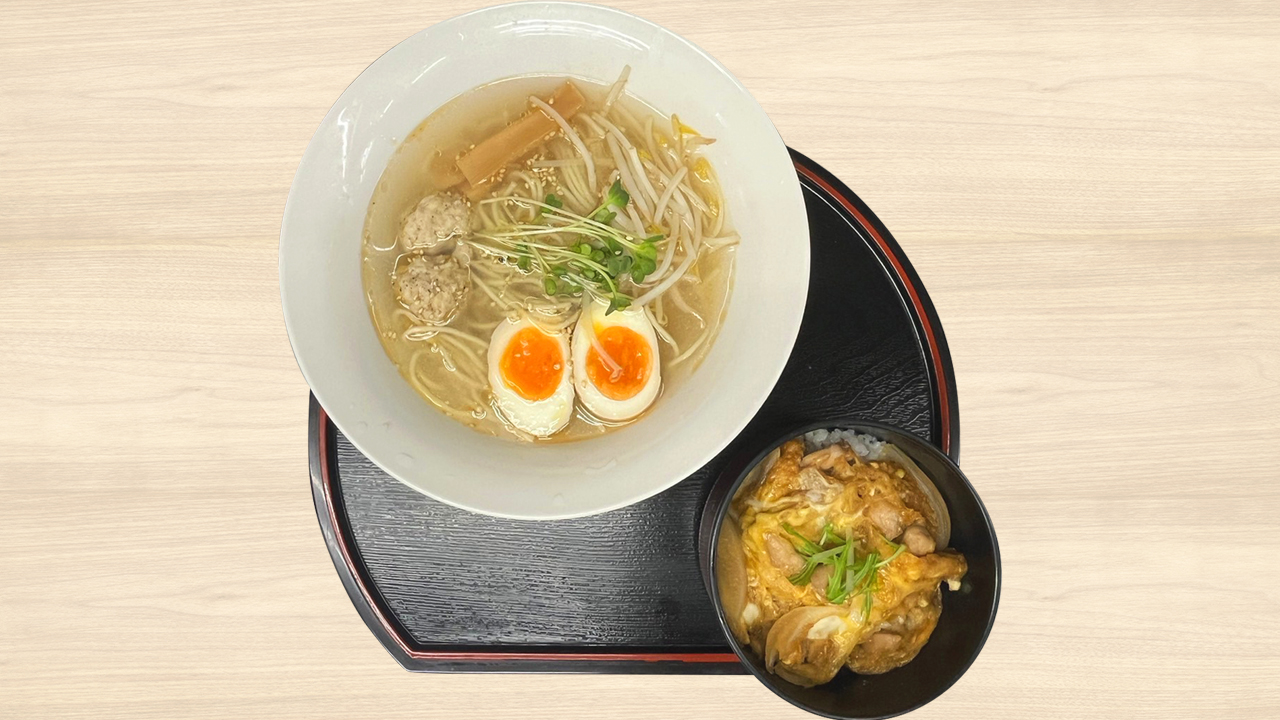 高知県吾川郡いの町/道の駅木の香/ラーメン＆ミニ親子丼セット