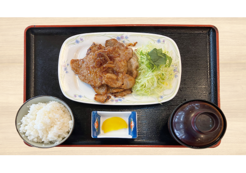 生姜焼き定食（ごはん・味噌汁・漬物付き）